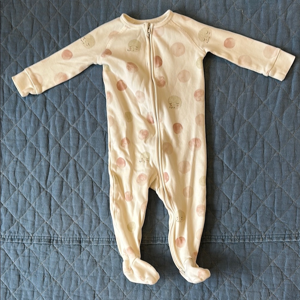 Pehr Organic Baby Pajamas Size 6-12 Months